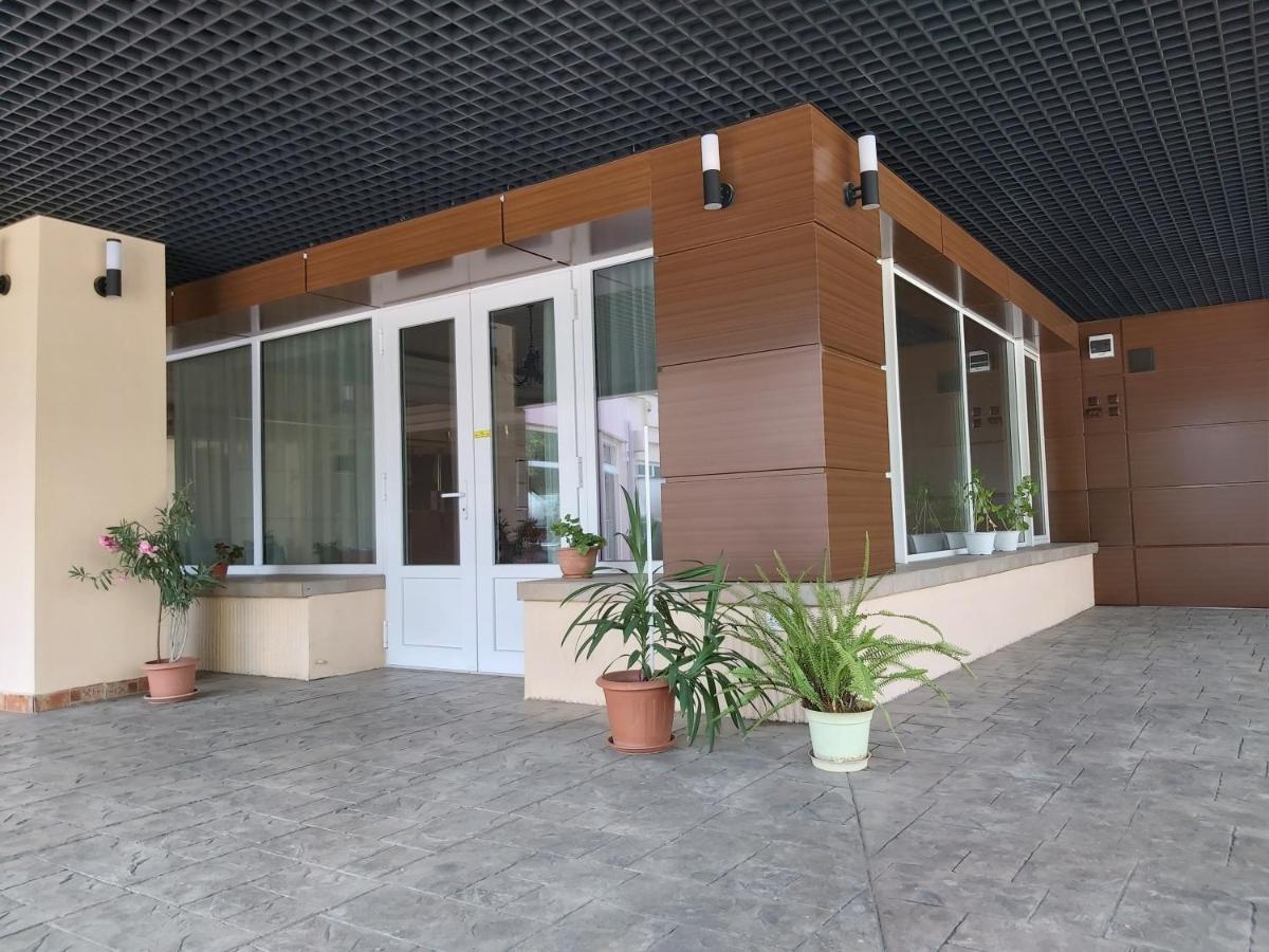 Hotel Amadeo Яссы Экстерьер фото